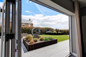 Photo 8- click for photo gallery